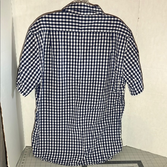 Beverly Hills Polo Club Blue and White Casual Button Down Shirt - Picture 3 of 3